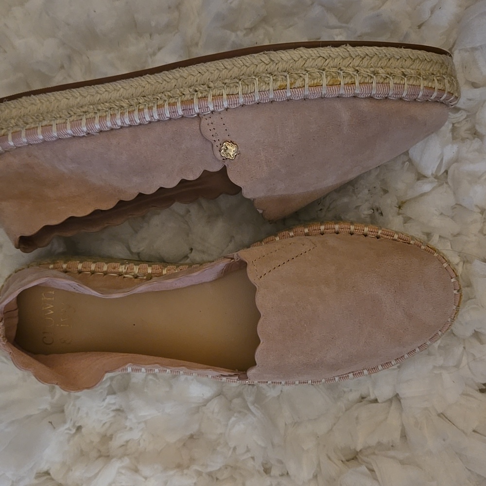 Crown & Ivy Jodi Pink Suede Leather Espadrille Flats Rubber Sole Scallop 6.5 NEW